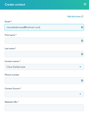 Complétion automatique de champs dans le CRM HubSpot