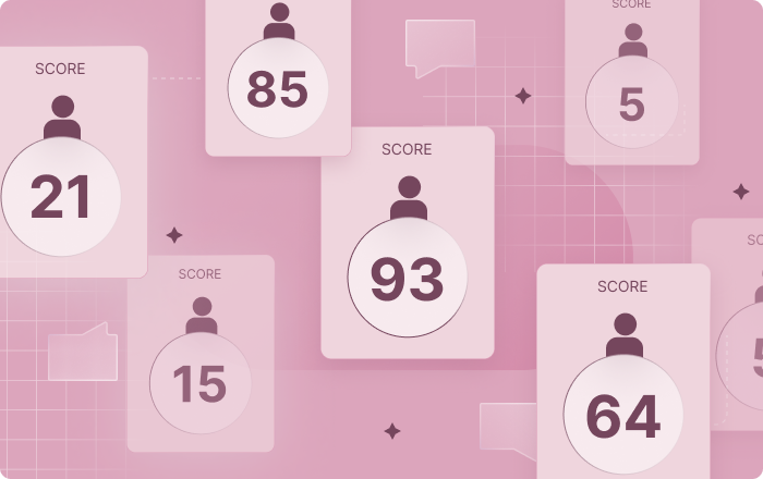 Illustration d'une couverture de l'article sur le lead scoring avec notations sur des leads.